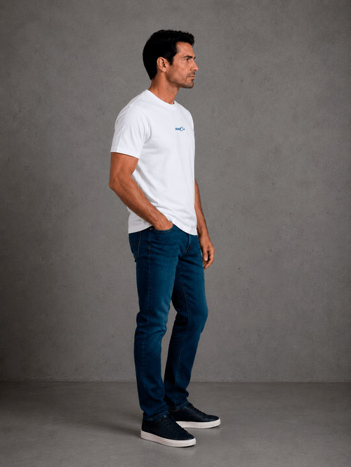 Shirt Modelo T-Shirt Institucional Blanco Hombre