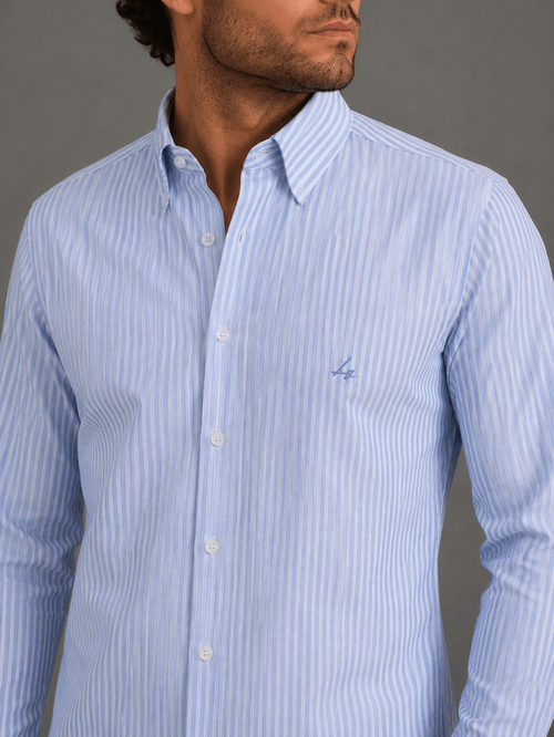 Camisa Oxford Rayada Regular Fit blanca y marino
