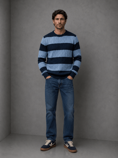 Sweater Modelo Cuello Redondo C/ Ochos Celeste Marino C/Raya Celeste Hombre